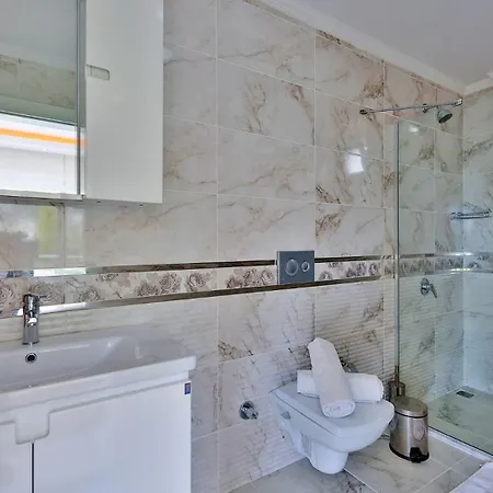 Villa Islamlar Village 5 Bedroom - 3334 *