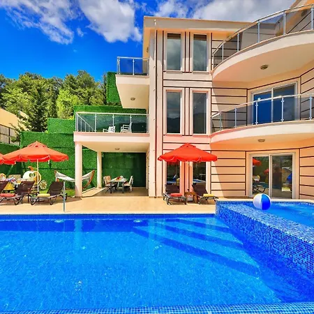 Villa Islamlar Village 5 Bedroom - 3334 *